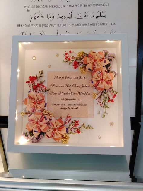 A gift for bride & groom Money Frame, Acrylic Products, Mosque Art, Money Origami, Gift For Bride, Flower Crochet, Framed Gifts, Shadow Boxes, A Frame