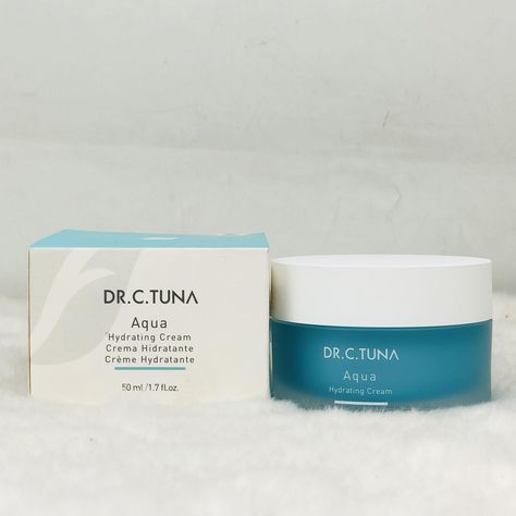 Dr. C. Tuna Aqua Hydrating Cream - Get 5% Off 💙 This gel moisturizer delivers long-lasting hydration, leaving skin smooth and refreshed. Dermatologically tested, it ensures up to 48 hours of moisturization in a single application, promoting skin microbiota well-being. 🏷️ FLAT 5% Off All Orders with code: AUG5 (offers excluded) 🛒Shop Now: https://beautiv.com/product/aqua-hydrating-cream-364989/3415 ------- 💬 Inbox Us: m.me/beautivbd ➡️ Follow Us on : @beautivbd Hydrating Cream, Gel Moisturizer, Smooth Skin, Well Being, Follow Us, Moisturizer, Long Lasting, Coding, Cream