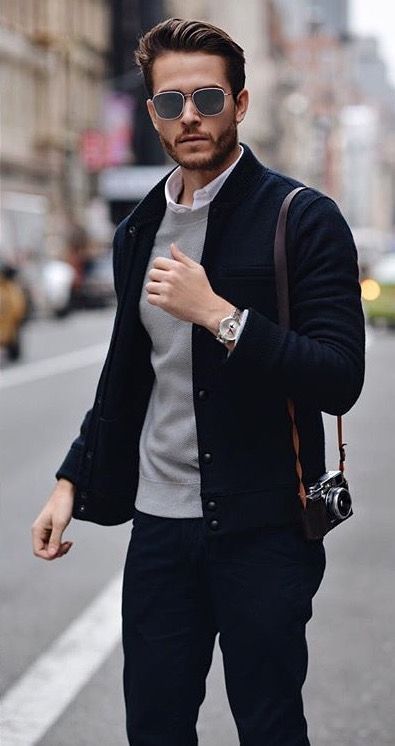 Need some tips regarding how to dress well? It's time to upgrade your everyday style. Stylish Men Casual, Outfit Chic, Mens Fashion Smart, Winter Outfits Men, Mens Fashion Casual Outfits, Stylish Mens Outfits, Business Casual Men, Men Fashion Casual Outfits, Young Men