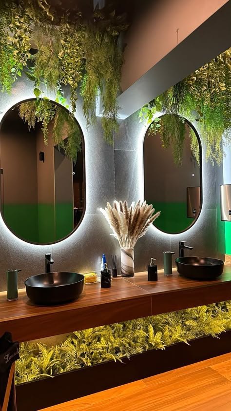 Bathroom Ideas For Restaurant, Mirror Restaurant Design, Bathroom Ideas Restaurant, Small Restaurant Interior, Small Restaurant Design, Toilette Design, Restaurant Bathroom, Outdoor Restaurant Design, Diy Balcony