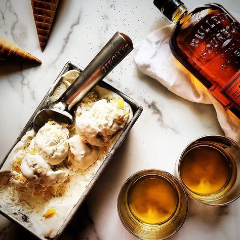 Burnt Honey Ice Cream, Summer Ice Cream Flavors, Bourbon Ice Cream, Wine Ice Cream, Espresso Ice Cream, Boozy Ice Cream, Artisan Ice Cream, Honey Ice Cream, Summer Ice Cream