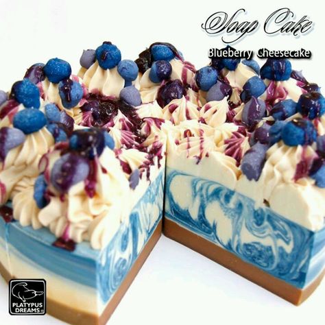 Blueberry cheese cake soap! Soap Design Ideas, Dessert Soap, Cake Soap, Săpunuri Handmade, Soap Cake, Cupcake Soap, Pretty Soap, Soap Craft, Homemade Soap Recipes