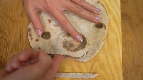 Easy Ways to Cut Pita Bread: 11 Steps (with Pictures) - wikiHow Pita Pockets, Knife Skill, Pita Chips, Pita Bread, Aromatic Herbs, Flatbread, Bagels, The Mediterranean, Easy Snacks