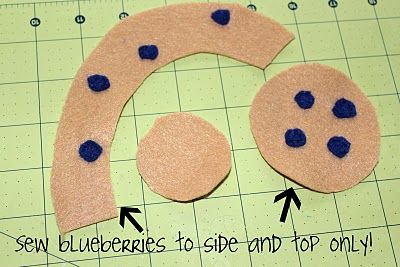 Felt Blueberry, Smashed Peas, Liner Tutorial, Felt Food Diy, Felt Fruit, Peas And Carrots, Kids Homemade, Food Sculpture, Felt Play Food