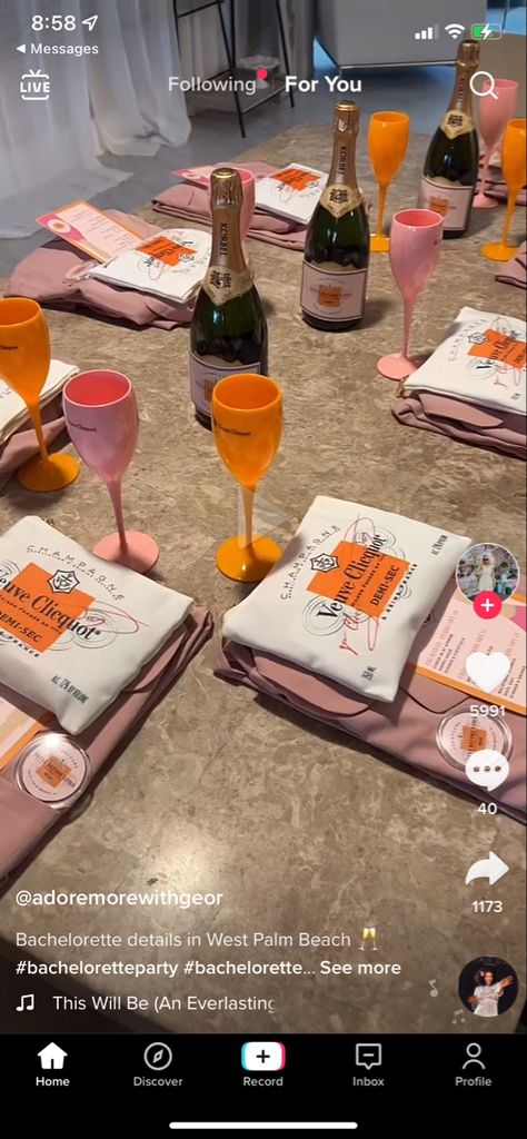 Champagne Bachelorette Party, Cruise Bachelorette Party, Champagne Decor, Bachelorette Inspo, Bachelorette Planning, 80s Theme Party, Pop Fizz Clink, Bachelorette Party Planning, Bachelorette Themes