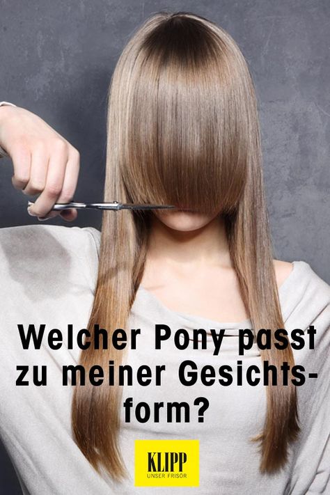 Er schmeichelt und kann Vorzüge ganz besonders raffiniert betonen. Der Pony ist im Trend und präsentiert sich facetten- und variantenreich wie nie. Gut so, denn damit gibt es für jede Gesichtsform den idealen Pony. Wir zeigen Ihnen, welche Ponys zu eckiger, runder, ovaler oder herzförmiger Gesichtsform passen. Long Bob Pony, Long Bob Mit Pony, Long Pony, Langer Pony, Side Bangs, Long Bob, Hair Ideas, Bangs, Hairstyles