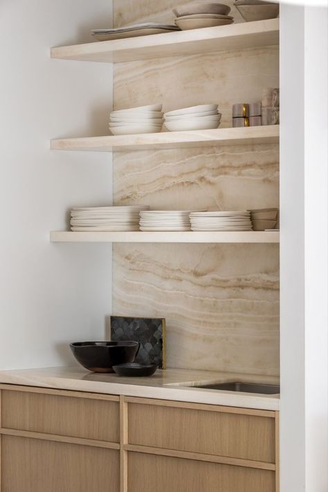 Stone by Van den Weghe

Pictures by Cafeine
Design by Nathalie De Boel Onyx Kitchen, Furniture Details Design, Stone Kitchen, Kitchen Cabinetry, Home Decor Kitchen, Joinery, Kitchen Inspirations, Instagram Pictures, Open Shelving