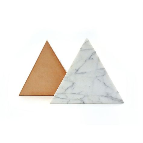 White marble triangle trivet by Fort Standard, $88 from store.dwell.com. Unique Table Settings, Granite Stone, Trivets, Gorgeous Gift, Objects Design, Modern Table, White Marble, Scandinavian Design, Geometric Shapes