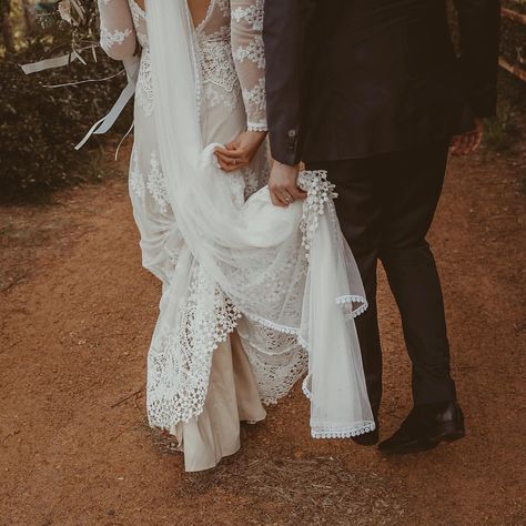 Another of our bride Clare as featured in the current issue of @togetherjournal - issue 10....much more magic where this came from✨✨✨ 📷… Dreamers And Lovers, Soft Tulle Veil, Simple Elegant Wedding Dress, Crochet Wedding Dresses, Midi Wedding Dress, Lover Dress, Bohemian Wedding Dress Lace, Cape Wedding Dress, Simple Elegant Wedding