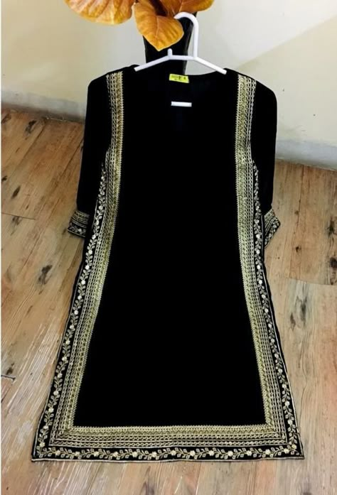 Black Velvet Shirt, Velvet Dress Designs, Pakistani Fashion Party Wear, Pakistani Fashion Casual, Salwar Kamiz, Pakistani Fancy Dresses, Pakistani Dresses Casual, Casual Wear Dress, Sleeves Designs For Dresses