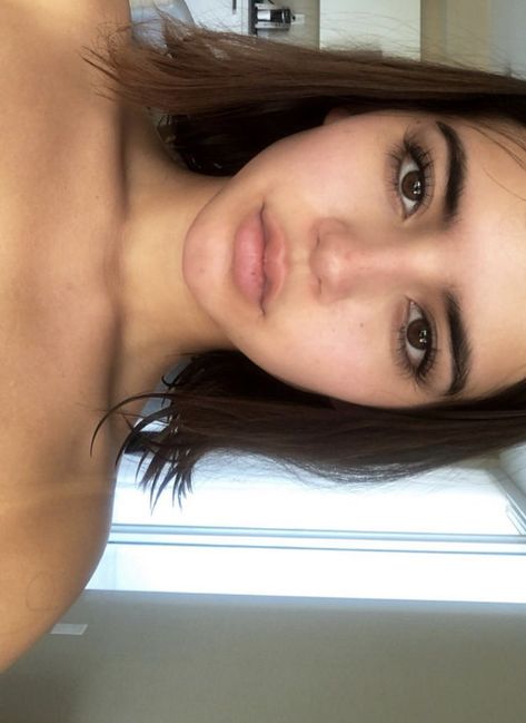 Isabela Merced, Isabela Moner, Girl With Brown Hair, Celebrity Look Alike, Bare Beauty, Stage Makeup, Without Makeup, Pretty Selfies, Look Alike