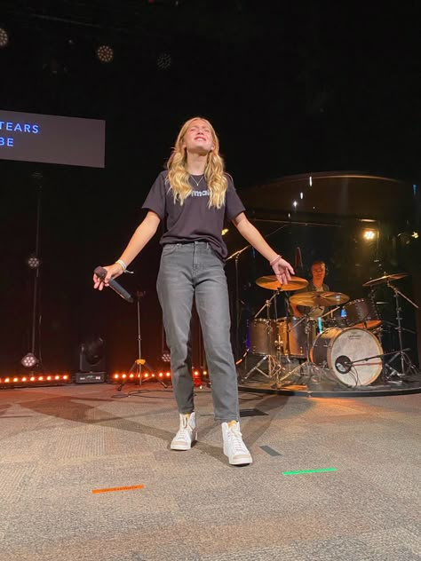 Worship Leader Fits, Youth Leader Outfit, Worship Leader Aesthetic, Worship Leader Outfit Women, Youth Group Outfit, Worship Team Outfits, Worship Leader Outfit, Worship Outfits, Worship Ministry