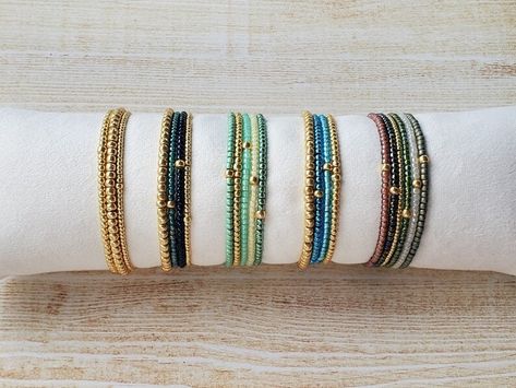 Stretch Bracelet Set Seed Bead Bracelets Minimalist Beaded - Etsy Bracelets Minimalist, Bracelets Dainty, Bracelet Simple, Dainty Bracelet, Handmade Jewelry Diy, Minimalist Bracelet, Dainty Bracelets, Bead Bracelets, Seed Bead Bracelets