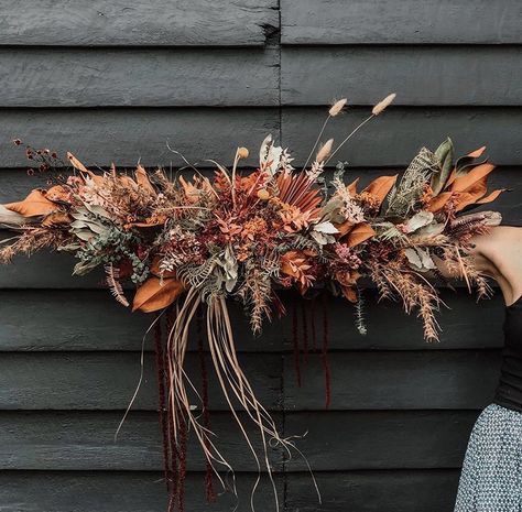 Diy Dried Floral Wall Hanging, Floral Wall Arrangements, Dried Flower Wall Arrangements, Dried Flower Arrangements Wall, Wall Floral Arrangements, Flower Wall Installation, Mantel Floral Arrangements, Dried Floral Wall Hanging, Dried Flower Wall Art