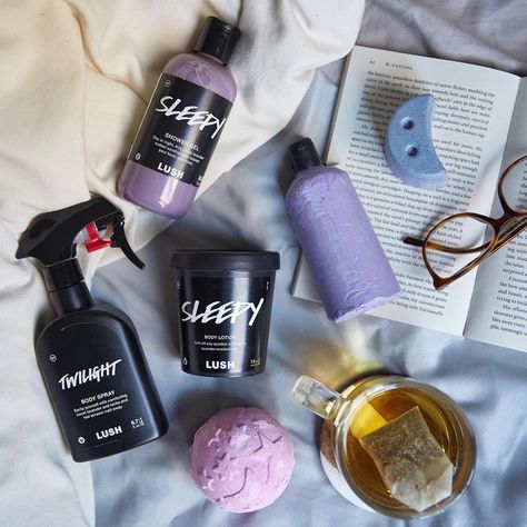 Sweet dreams! Our Sleepy and Twilight family have our secret lavender scent potion that’s famous for helping you drift off to dreamland.… Lavender Scented Shower Routine, Lavender Body Care Routine, Lavender Smell Aesthetic, Lavender Sleep, Lush Sleepy Lotion, Lush Aesthetic, Colourpop Eyeshadow, Lush Bath, Walk In Shower Designs