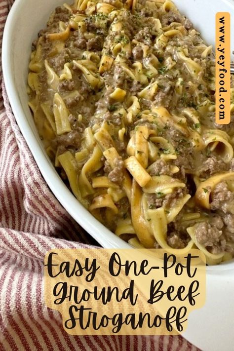 How To Make Easy 1-Pot Ground Beef Stroganoff - yeyfood.com Ground Chuck Recipes Easy, Ground Chuck Recipes, Hamburger Stroganoff, Ground Chuck, Beef Stroganoff Easy, Meat Casserole, Ground Beef Stroganoff, Beef Gravy, Stroganoff Recipe