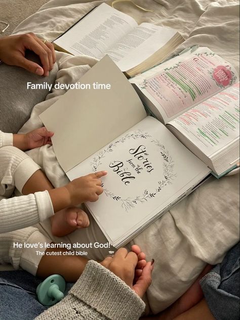 Church Family Aesthetic, Family Devotions With Kids, Christian Mom Aesthetic, Christian Family Aesthetic, Family Praying, Godly Parenting, Starting A Family, Church Aesthetic, Church Family