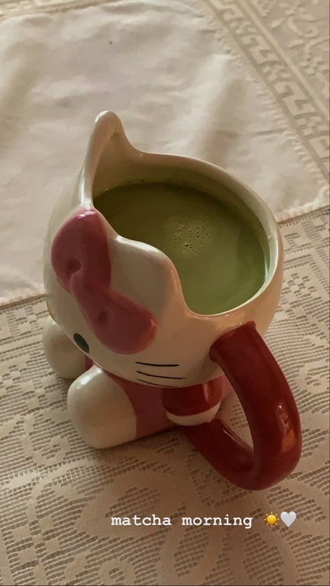 Hello Kitty 3d, Hello Kitty Mug, Pretty Mugs, Ceramics Ideas Pottery, Cute Cups, Cute Mugs, Video Editor, Cups And Mugs, Cute Food