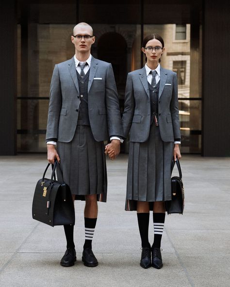 Dive into Thom Browne’s vision of New York with the Spring 2024 eyewear campaign, as captured by photographer Bruno Staub. Against the iconic backdrop of the Seagram Building, Browne’s subtly surreal take on office attire transforms everyday scenes into performance art. With accompanying short films set to distinct soundtracks, this campaign marks a homecoming for Browne’s eyewear collection, blending idiosyncratic elegance with the essence of New York. #ThomBrowne #Spring2024 #PopTheList #... Thome Browne, Seagram Building, Everyday Scenes, Guys In Skirts, Eyewear Campaign, Paris Fashion Week Men, Short Films, Office Attire, Artist Style