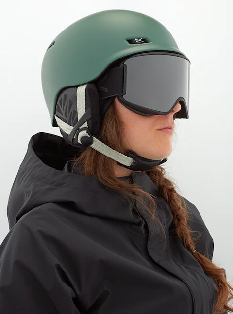 Helmet Hair, Ski Helmet, Ski Wear, How To Style, Bicycle Helmet, Snowboarding, Suits You, Riding Helmets, Long Hair