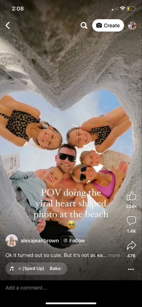 Summer Arts And Crafts, Sand Pictures, Beach Heart, Heart Pictures, Vacation Photos, Family Posing, Family Beach, Photo Heart, Summer Art