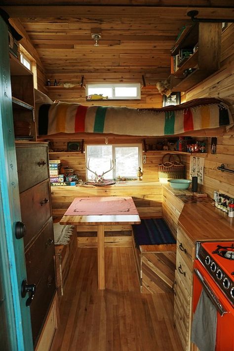 12ft Cedar Wheelie Shack Tiny House School Bus Tiny House, Big Van, Homemade Camper, Small Cabins, Alternative Living, Houses In America, Huge Houses, Diy Tiny House, Building A Cabin