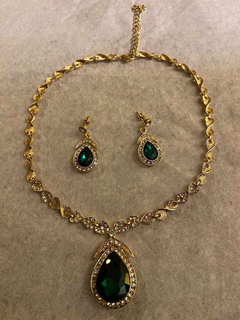 Green gold jewelry