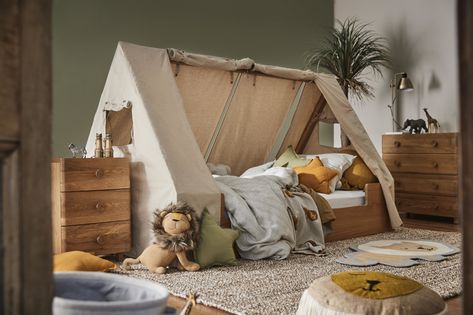 Freedom launch cute and classy kids' range mums love - The Interiors Addict When I was little I would have loved this tent bed - perfect for a safari themed room! #nursery #kidsroom #interiordecor Hideout Bed, Safari Bedroom, Cool Bedrooms For Boys, Safari Room, Design Ložnic, Tent Bed, Freedom Furniture, Tee Pee, Teepee Tent