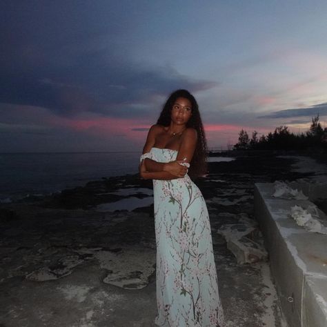 Mataya Sweeting, Insta Posts, Summer Pictures, Photoshoot Inspiration, Beach Sunset, Sweet 16, Wedding Guest Dress, Summer Vibes, Wedding Guest