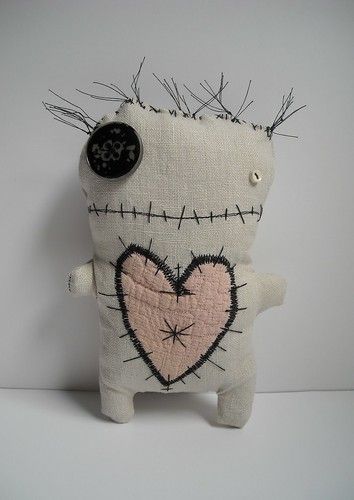 Voodoo Fifine | Junker Jane Monster Art Dolls a.k.a Catherine Zacchino | Flickr Zombie Dolls, Sock Dolls, Ugly Dolls, Monster Dolls, Spirit Dolls, Fabric Toys, Sock Animals, Voodoo Dolls, Primitive Dolls