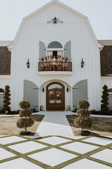 Wedding Venue Inspiration Wedding Venue Landscape Design, Wedding Venue Furniture, Walker Farms Wedding, Barndominium Wedding Venue Floor Plans, Wedding Venue Photo Ideas, Wedding Venues In Kentucky, Farm Venue Ideas, Venue Building Ideas, Wedding Venue Design Ideas