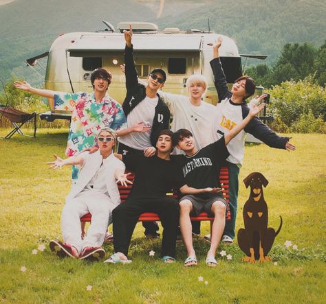 In The Soop 2 Countryside Estate, Bts In The Soop, Latest Bollywood Movies, Hollywood Movie, Bollywood Movie, Superhero Movies, Crazy Things To Do With Friends, Bts Edits, Bts Lockscreen