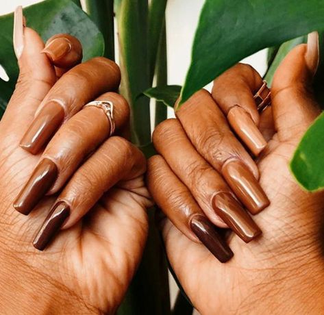 Shades Of Nude Nails, Brown Nude Nails Design, Nude Nail Polish For Dark Skin, Nude Nails Black Women, Nails On Brown Skin, Nails For Brown Skin, Nails Brown Skin, Brown Acrylic Nails, Brown Nail