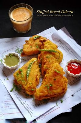 Veg Indian Cooking: Stuffed Bread Pakora Dahi Aloo, Fried Fritters, Spicy Bread, Bread Pakoda, Batata Vada, Bread Pakora, Pakoda Recipe, Food Presentation Plates, Desi Street Food