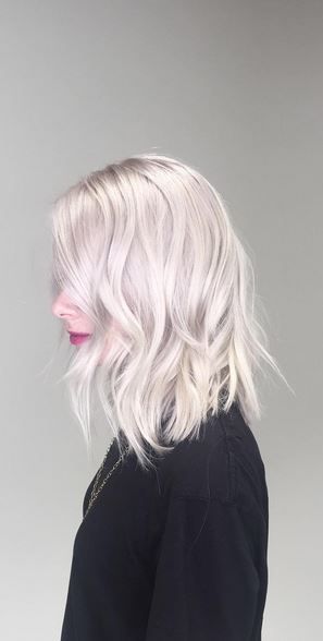 White Ombre Hair, Cold Blonde, Hair Color Blonde Highlights, Honey Blond, Hair Color Blonde, White Blonde Hair, Ice Blonde, Short Blonde Haircuts, Trendy Hair Color