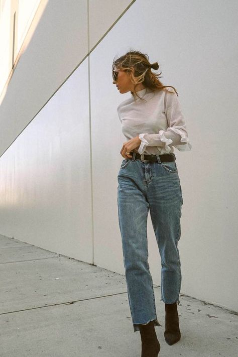 White Sheer Top Outfit, Sheer Top Outfit, Vintage Outfits Modern, Black Sheer Bodysuit, Black Silk Camisole, White Mom Jeans, White Tops Outfit, Zara Lace Top, White Sheer Top