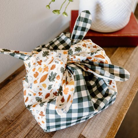 Pumpkin Spice & Everything Nice with Riley Blake Designs - Gift Bag Pattern, Everything Pumpkin, Pumpkin Spice Everything Nice, All Things Fall, Pumpkin Spice Everything, Mini Bundt Cakes, Reusable Gift Bags, Incredible Recipes, Tie Gifts