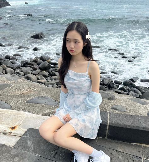 Summer Outfits Japan, Tracy Youtube, Cute Outfits Korean, Snap Friends, Cute Fit, Girl Online, Korean Outfits, Dream Clothes, Beautiful Fashion