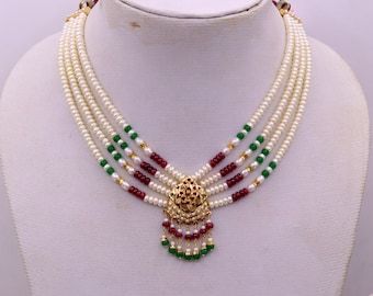 Antique Pendants Gold Indian, Latest Ruby Necklace Designs, Yellow Beads Jewelry, Types Of Necklace, Beaded Wedding Jewelry, Ruby Jewelry Necklaces, Gold Pearl Jewelry, Fancy Jewelry Necklace, Pearl Jewelry Design