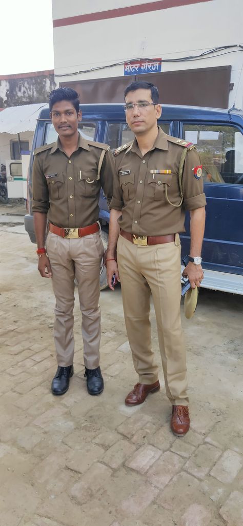 Sub Inspector Police India, Business Attire For Men, My Policeman, Yuvraj Singh, Cops And Robbers, Dj Images Hd, India Images, Dj Images, Policeman