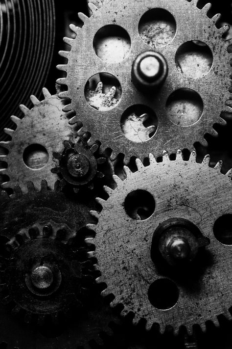 gears Mechanics Photography, Mechanics Aesthetic, Gear Tattoo, Mechanical Gears, Art Zine, Gear Wheels, Mechanical Art, Gelli Printing, Industrial Photography