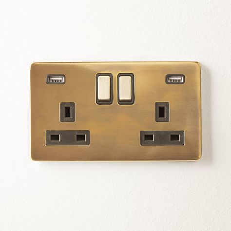 It's all about the lustrous "buttery" brass, and the subtlety of the finish. We have worked so hard to create this beautiful, stylish two gang socket that will last (and bring unparalleled joy) (steady on now...) for many many years.Multi-buy discountFinish your room off just right with our sockets and switches! To help you make those perfect last touches, we’re offering a multi-buy discount on our entire range. Feel free to mix and match to your heart’s desire! Quantity Discount 16-30 Get 5% of Apartment Manchester, Katie Homes, Brass Sockets, Sockets And Switches, Light Switches And Sockets, Plug Sockets, Warm Color Schemes, Pooky Lighting, Usb Outlet