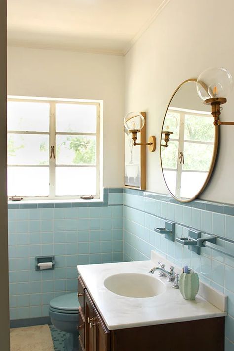 1950s Blue Tile Bathroom, 1950s Bathroom Update, Blue Bathtub Bathroom Ideas, Vintage Bathroom Ideas 1950s, Retro Bathrooms 1950s, 1950 Bathroom Remodel, 1940s Bathroom Remodel, Vintage Blue Tile Bathroom, 1950s Bathroom Decor