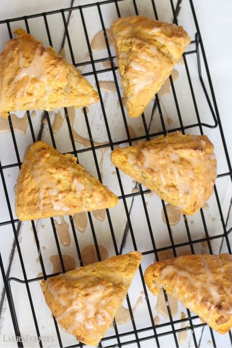 15 Healthy Pumpkin Recipes for Fall Pumpkin Scones Recipe, Pumpkin Recipes Healthy, Homemade Scones, Paleo Foods, Pumpkin Scones, Paleo Baking, Paleo Life, Paleo Pumpkin, Scones Recipe