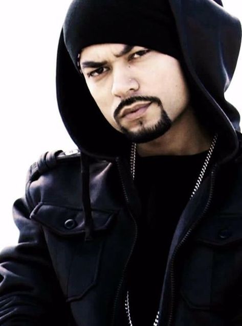 Bohemia | Rsja Bohemia Singer, Bohemia Rapper, Panda Facts, Indian Musical Instruments, Rapper Style, Love Background Images, Boho Chic Dress, Bohemian Hairstyles, Rap Artists