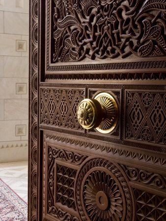 Moroccan Pintu Interior, Ornate Door, Design Marocain, Door Detail, Main Door Design, Carved Doors, Wood Windows, Wood Doors Interior, Beautiful Doors