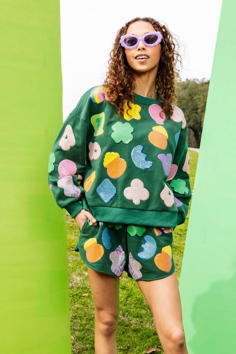 Queen Outfits, Queen Of Sparkles, St Patrick's Day Outfit, Graphic Trends, Matching Sweatshirts, Lounge Set, Colourful Outfits, Cover Up Dress, Romper Pants