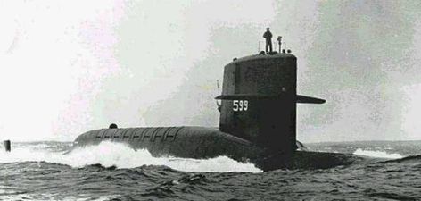 The Old Submariner Old Submarine, Submarine Pictures, Wild Waters, Hatches, Submarine, The Old, Old Things, History, Navy