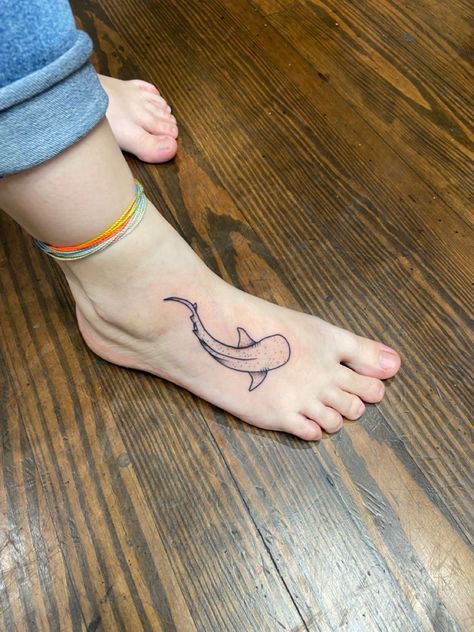 Was looking for a new tattoo and decided on a whale shark! Love how this turned out! Tiny Whale Shark Tattoo, Whale Shark Ankle Tattoo, Ankle Shark Tattoo, Tiny Hammerhead Shark Tattoo, Small Whale Shark Tattoo, Whale Shark Tattoo With Shadow, Whale Shark Henna, Mako Shark Tattoo, Marine Tattoos