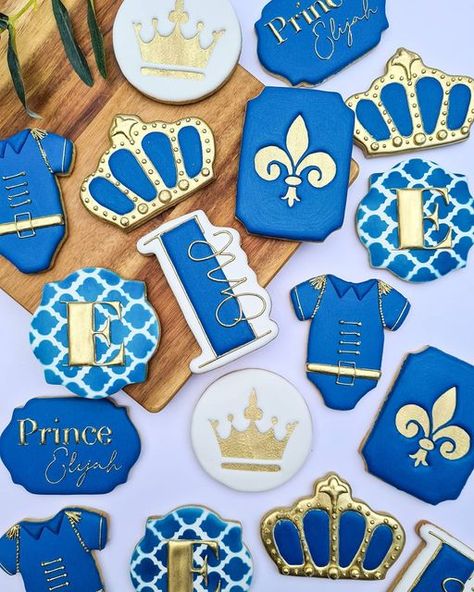 Prince Cookies Decorated, Prince Cookies, Prince Birthday Theme, Prince Baby Shower Theme, First Birthday Cookies, Prince Birthday, Baby Birthday Themes, Royal Baby Showers, Baby Prince